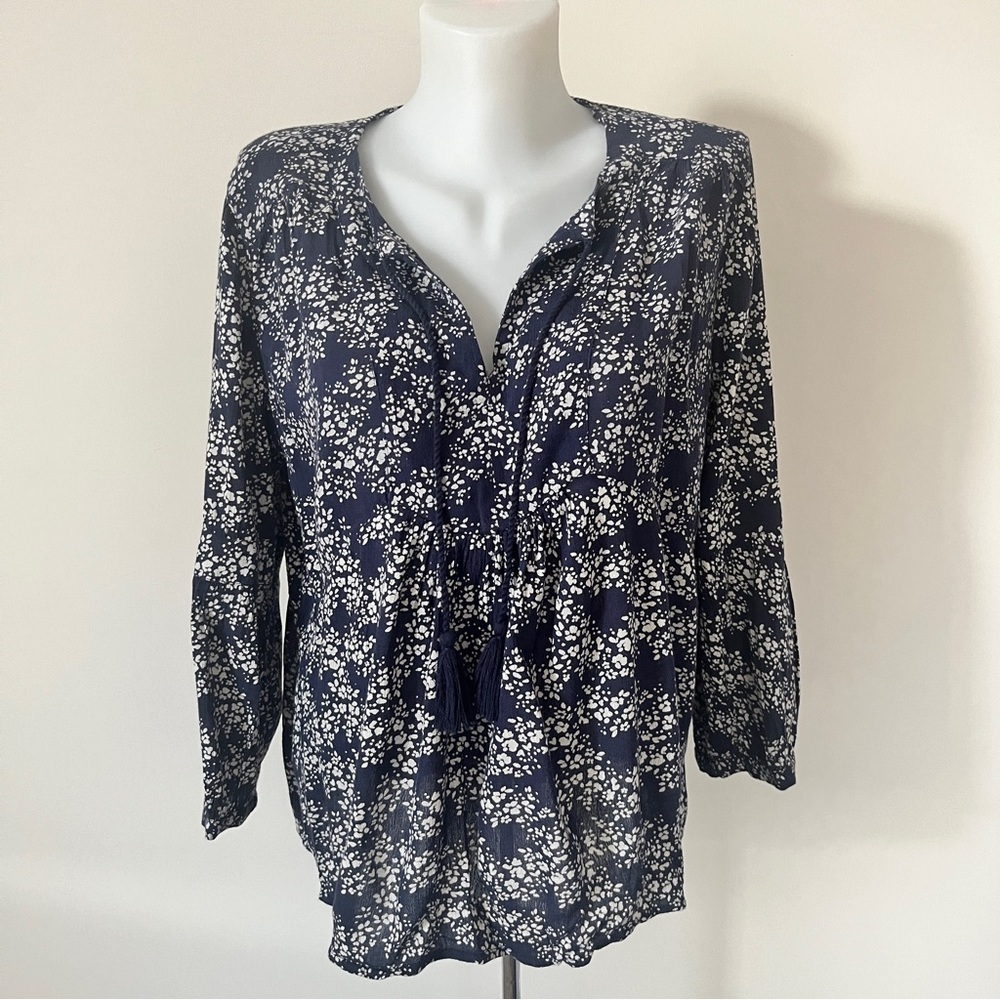 Caslon Blouse V Neck Floral Peasant Top Boho Tassle Long Sleeve Shirt Blue Sz M